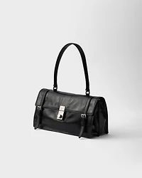 Medium leather handbag