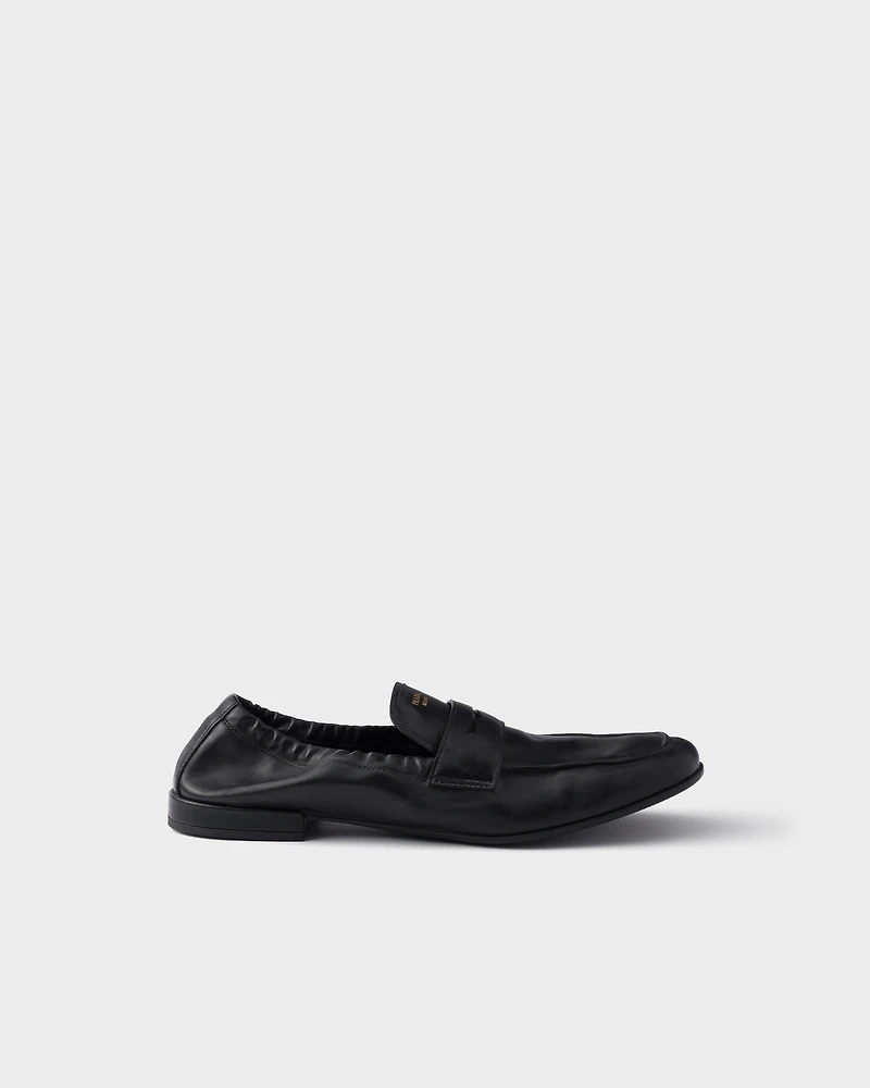 Shuffle antiqued leather loafers