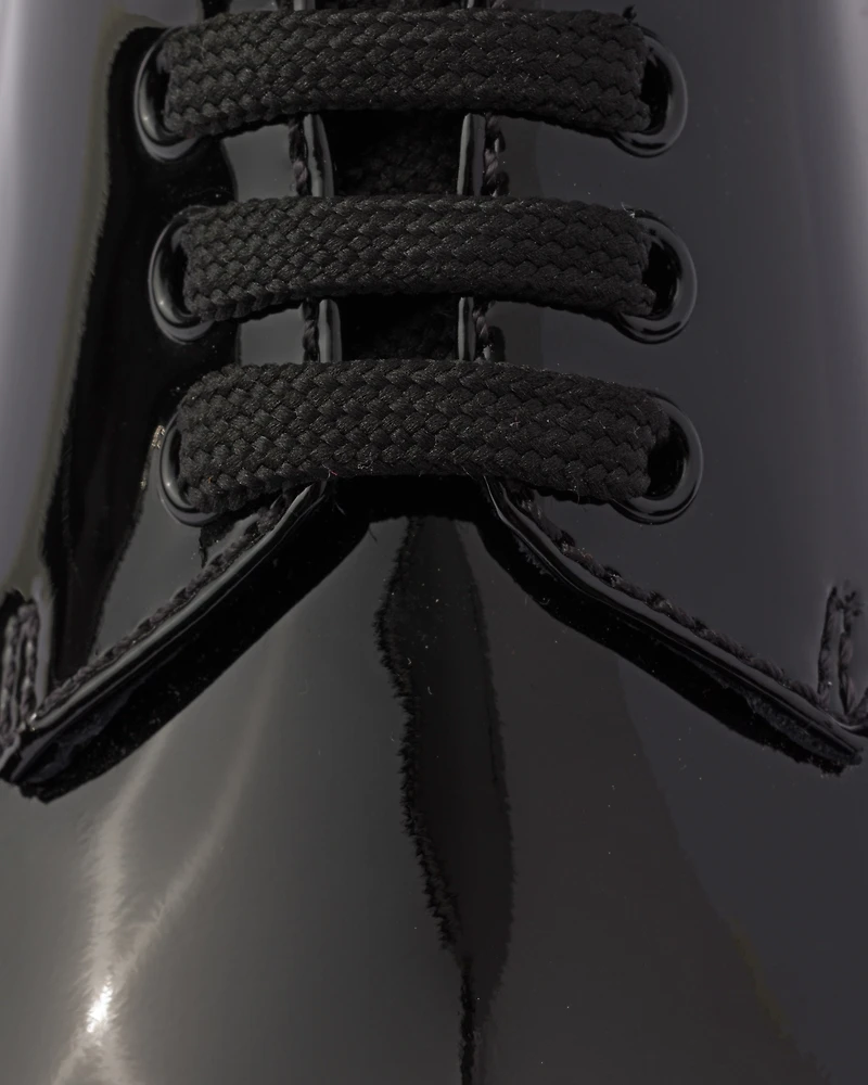 Monolith patent leather lace-up shoes