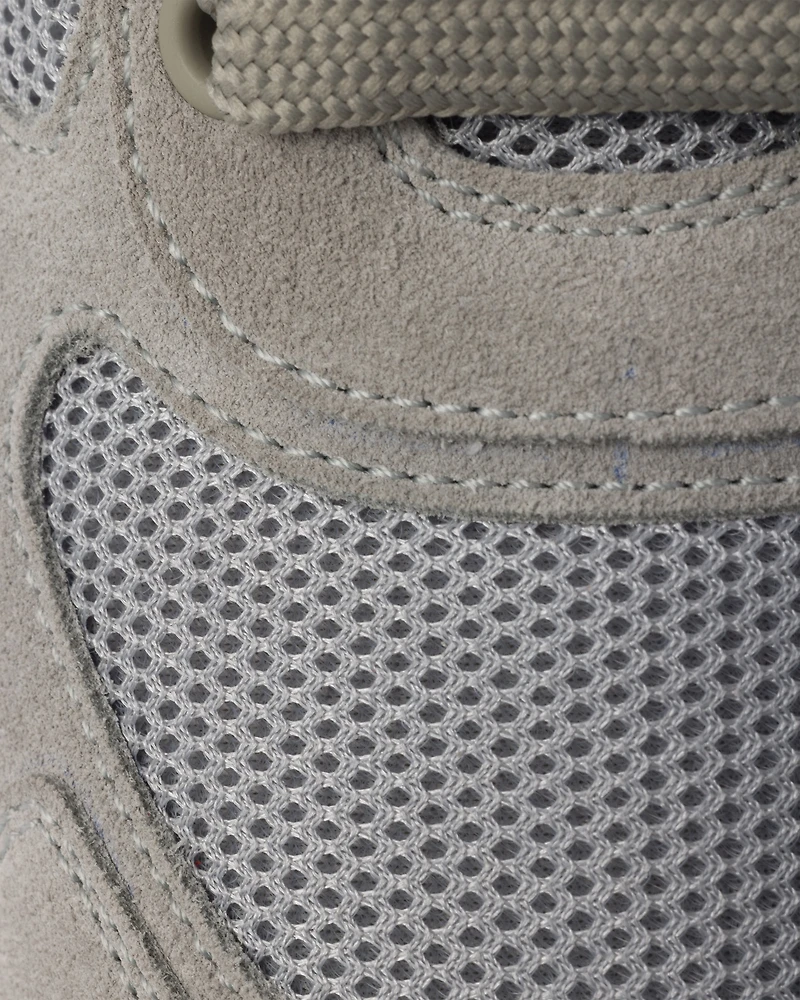 Trail mesh fabric and suede sneakers