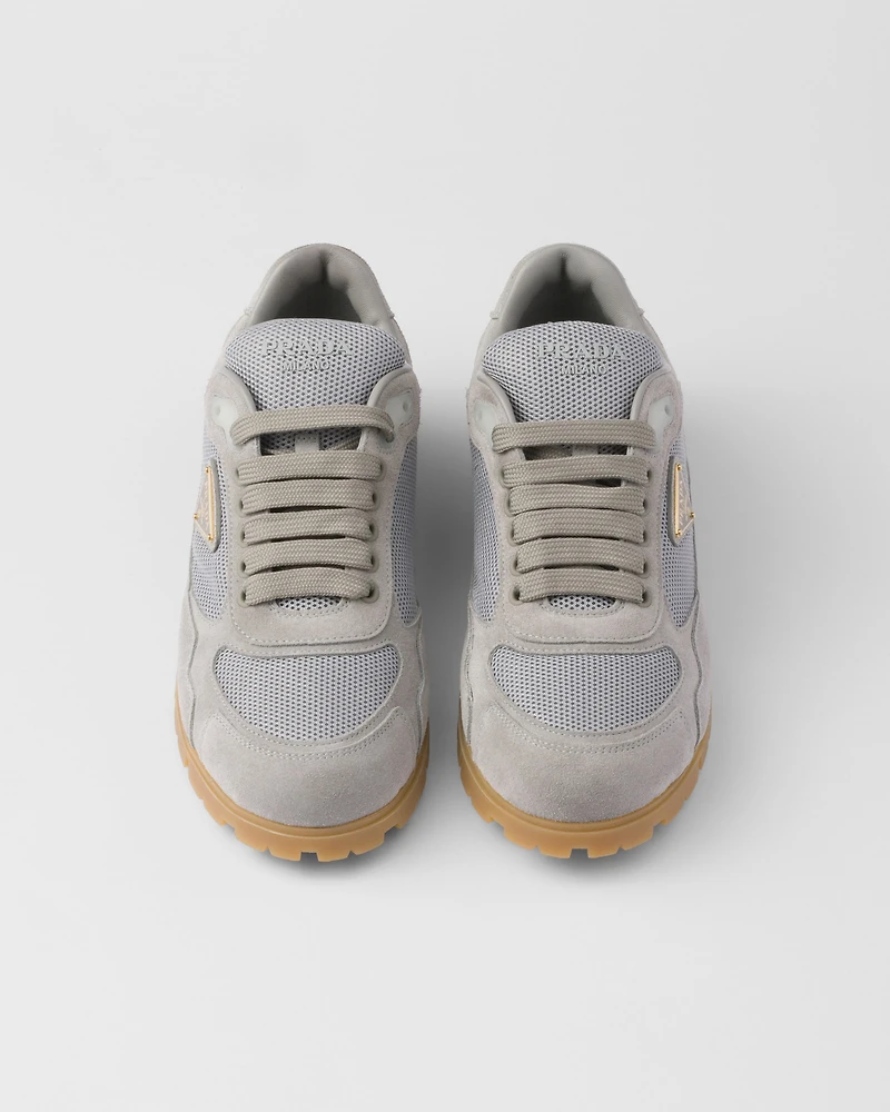 Trail mesh fabric and suede sneakers
