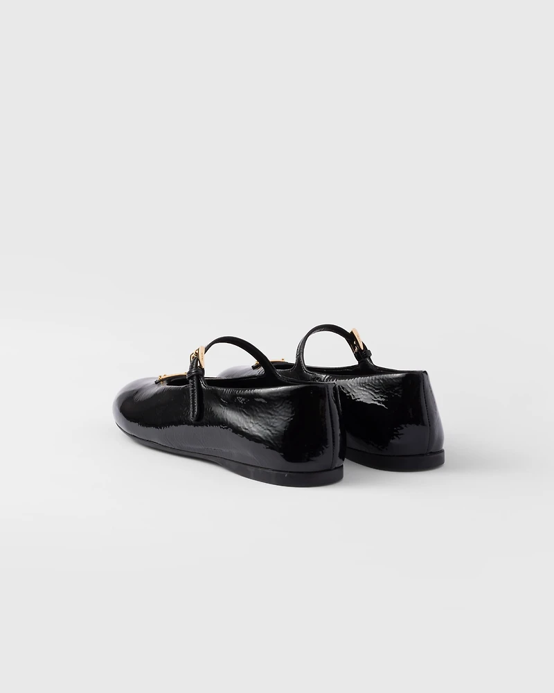 Naplak patent leather ballerinas