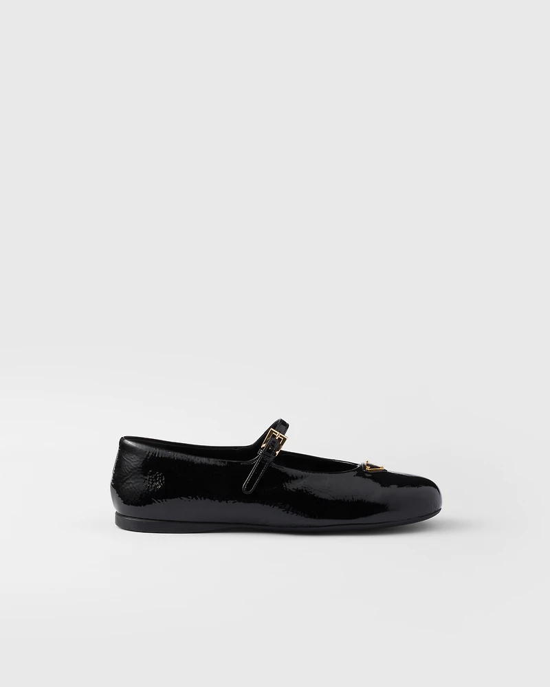 Naplak patent leather ballerinas