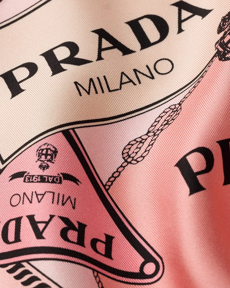 Printed silk twill scarf 90x90