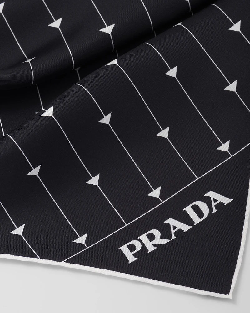 Printed silk twill foulard 90x90