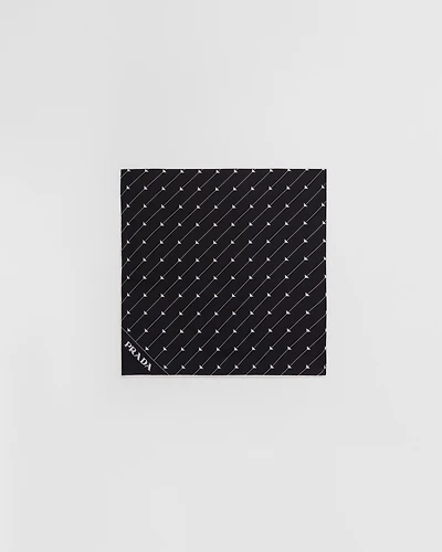 Printed silk twill foulard 90x90