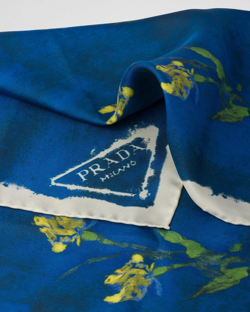 Printed silk twill scarf 55x55