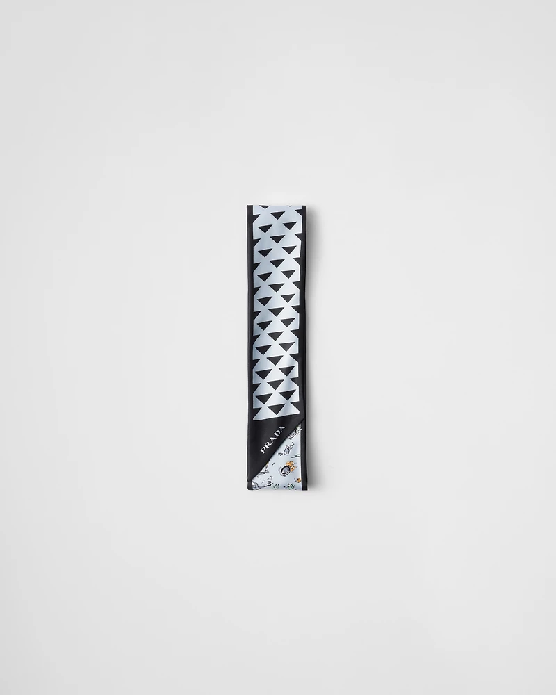 Printed silk twill skinny scarf