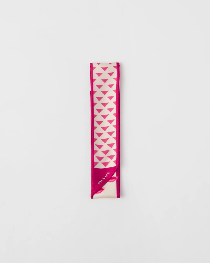 Printed silk twill skinny scarf