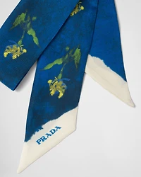 Printed silk twill tie