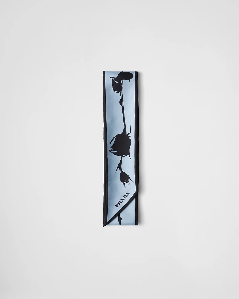Printed twill skinny scarf