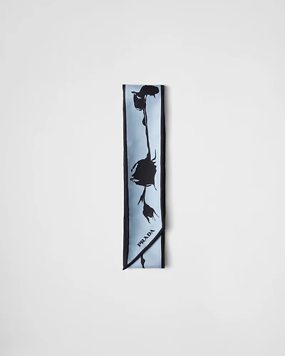 Printed twill skinny scarf