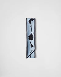 Printed twill skinny scarf