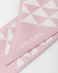 Printed silk tie