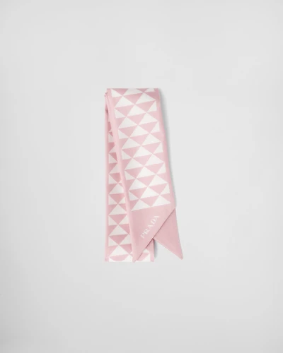 Printed silk tie
