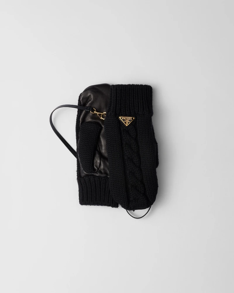 Wool and nappa leather mittens