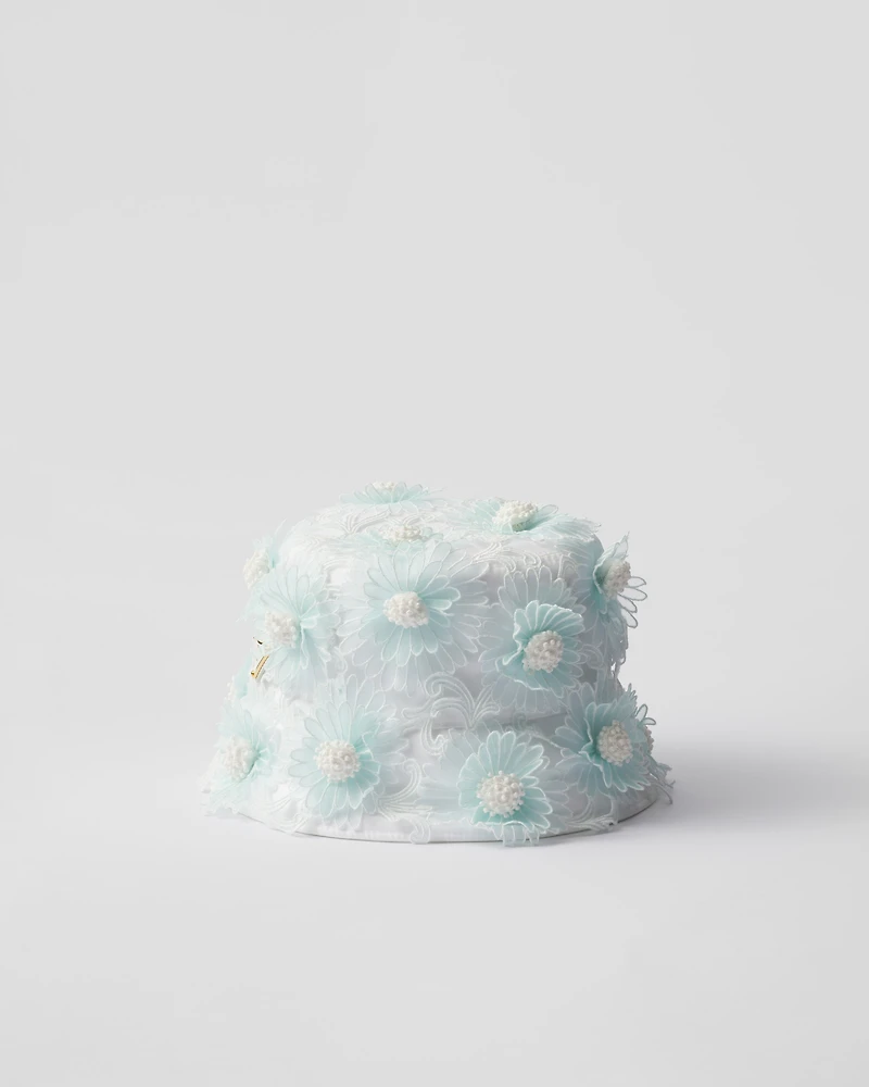 Guipure lace bucket hat