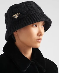 Wool bucket hat