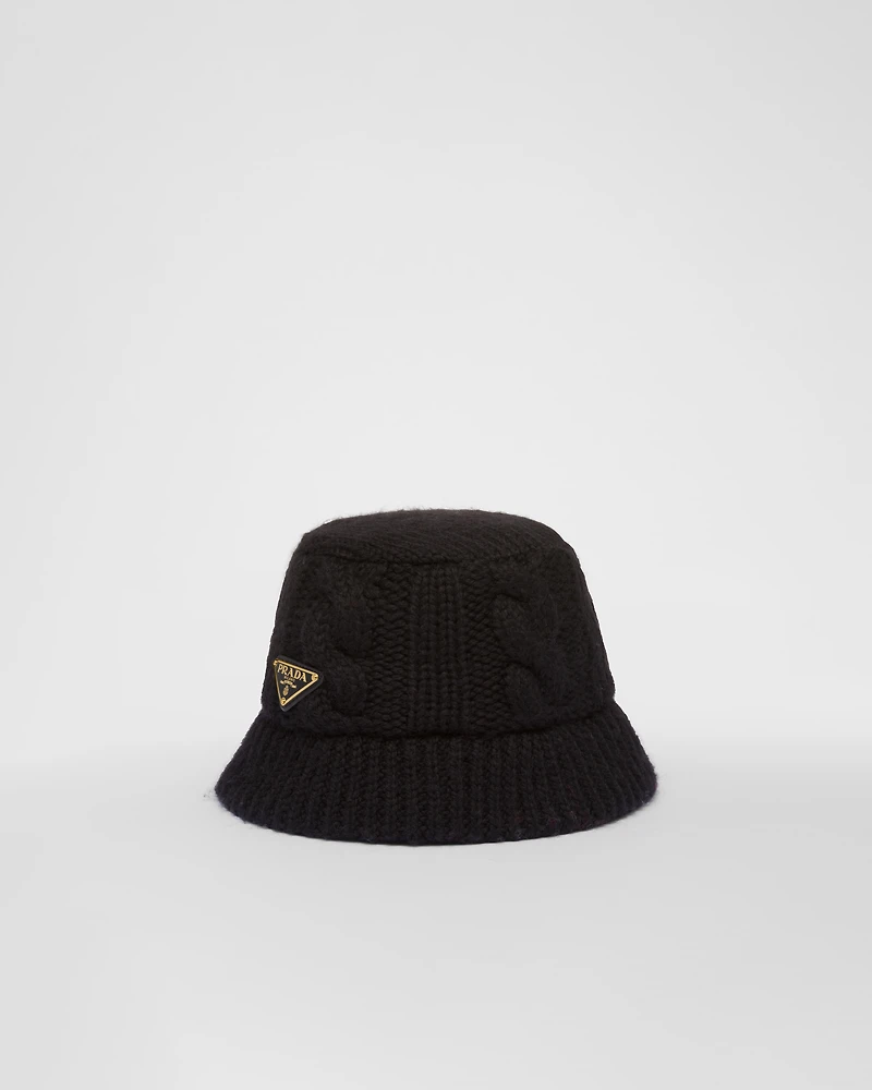 Wool bucket hat