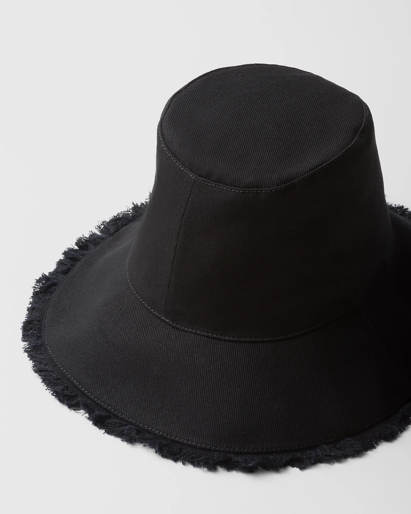 Wide-brimmed drill bucket hat
