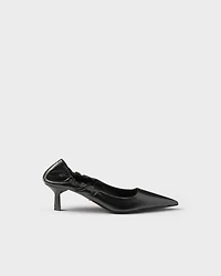 Leather pumps