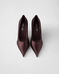 Satin pumps