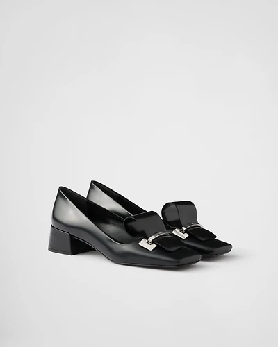 Brushed leather pumps