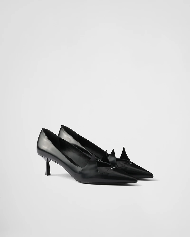 Two-tone brushed leather pumps