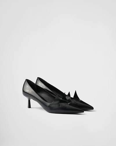 Two-tone brushed leather pumps