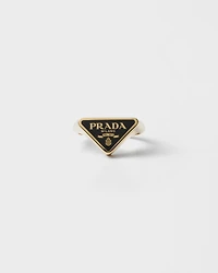 Enameled metal ring