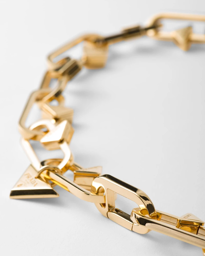 Metal necklace