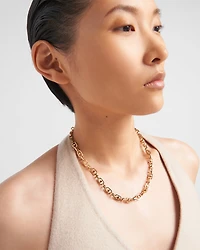 Metal necklace