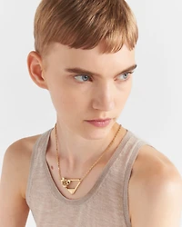 Metal necklace