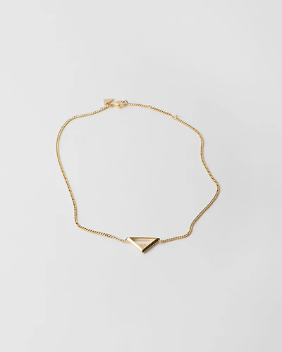 Metal necklace