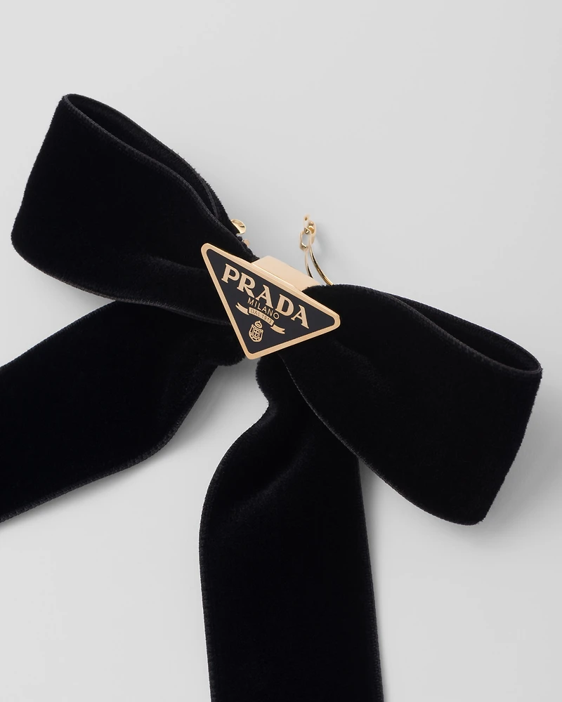 Velvet hair clip