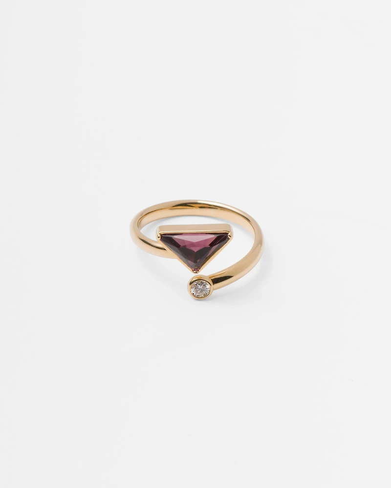 Eternal gold contrarié ring yellow with diamond and amethyst