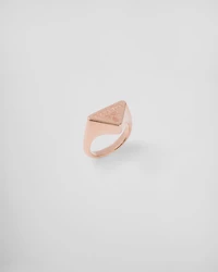 Eternal gold signet ring rose