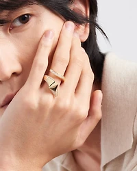 Eternal gold snake ring yellow and diamonds