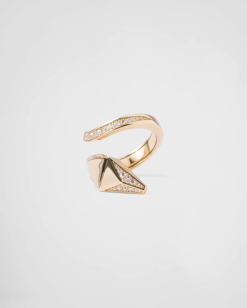 Eternal gold snake ring yellow and diamonds