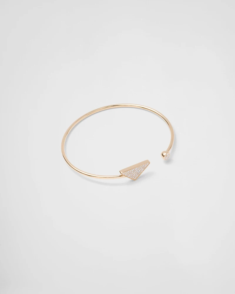 Eternal gold bangle bracelet yellow with diamonds