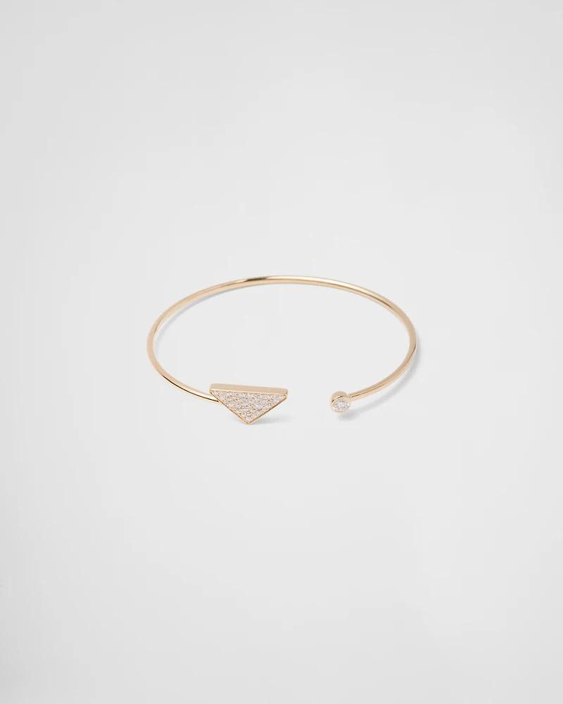 Eternal gold bangle bracelet yellow with diamonds