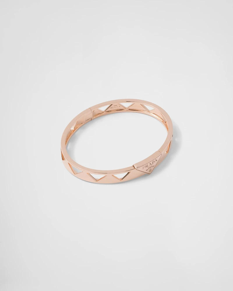 Eternal gold cut-out bangle bracelet rose