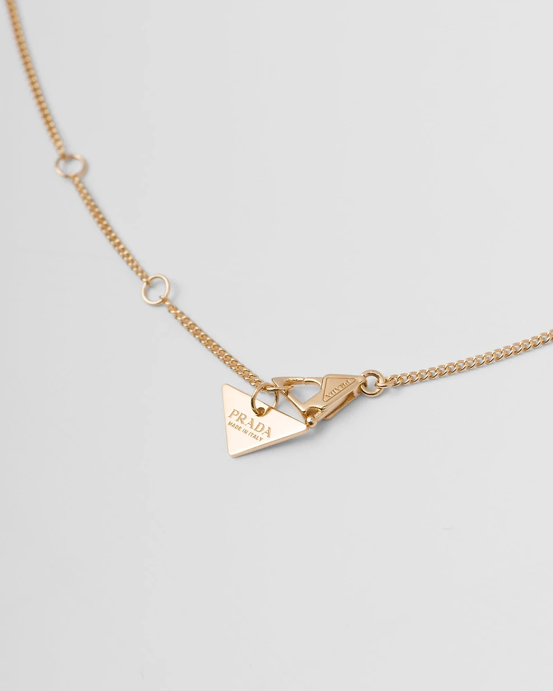 Eternal Gold cut-out pendant necklace in yellow gold