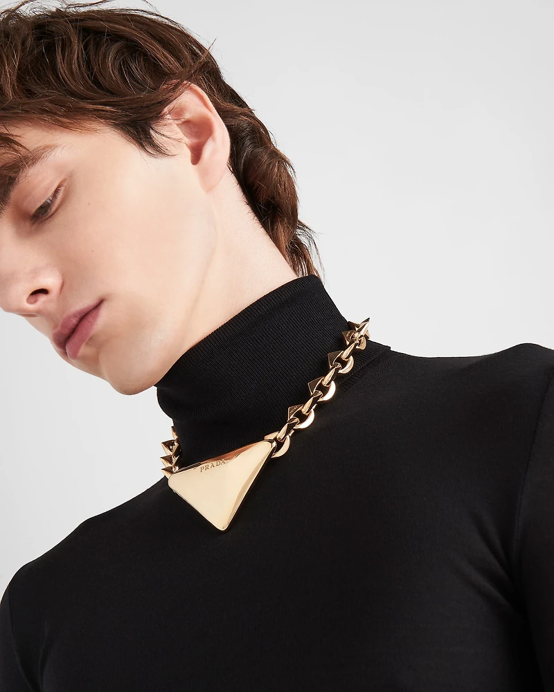 Eternal Gold large pendant necklace in yellow gold