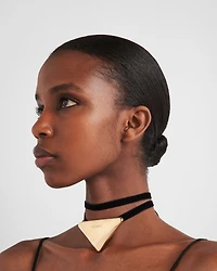 Eternal Gold choker with large pendant in yellow gold