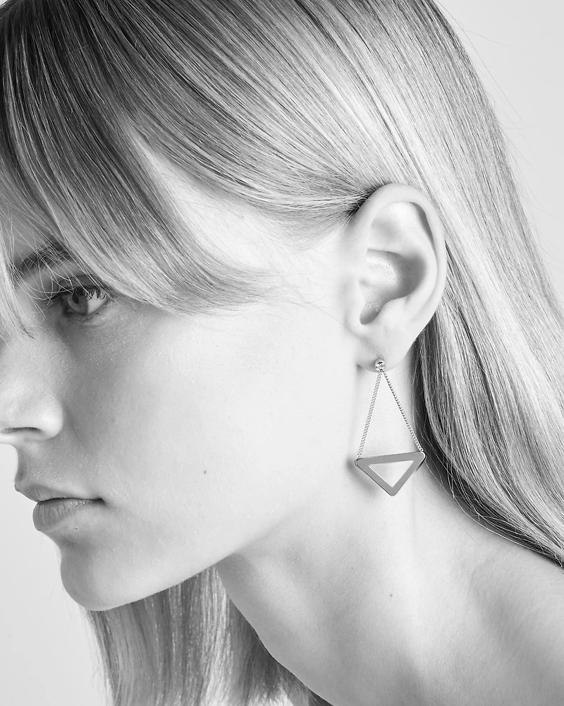 Eternal Gold cut-out drop earrings in yellow gold with diamonds