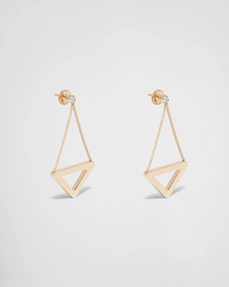 Eternal Gold cut-out drop earrings in yellow gold with diamonds