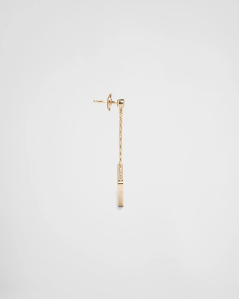 Eternal Gold cut-out drop earrings in yellow gold with diamonds
