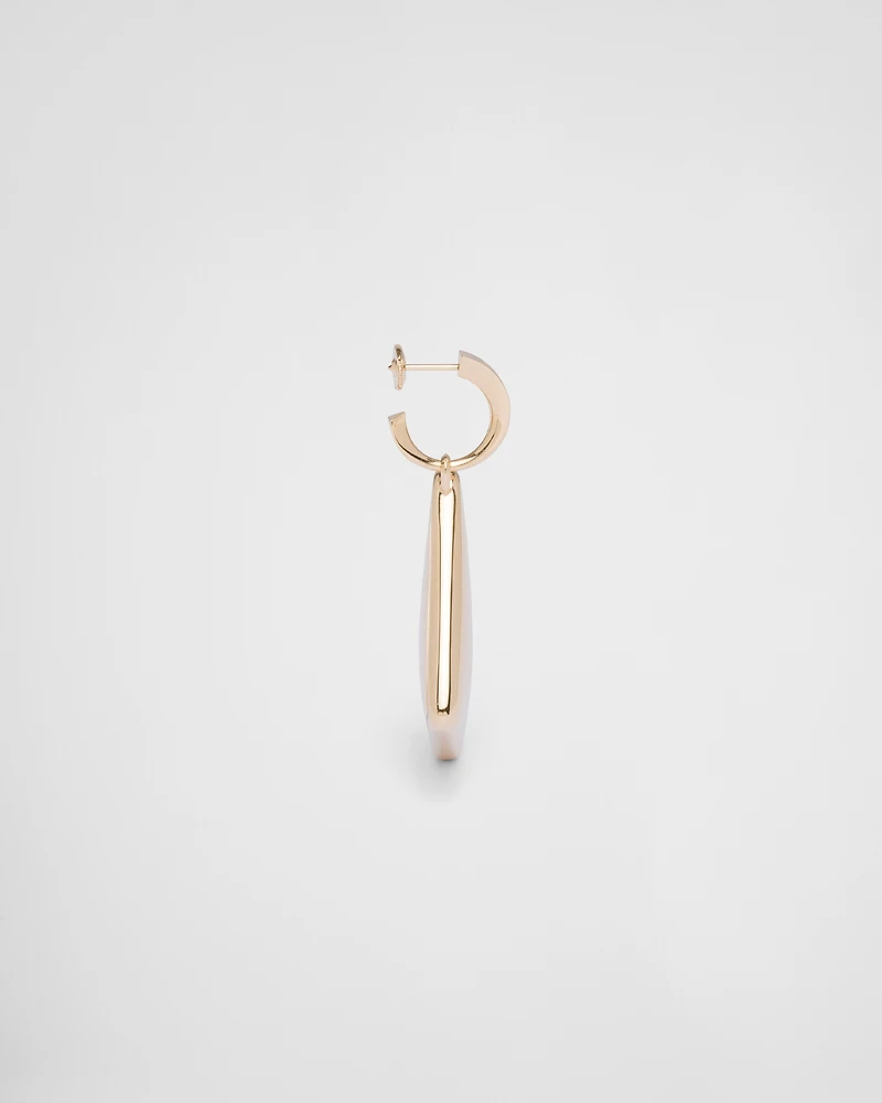 Eternal Gold medium drop earrings in yellow gold