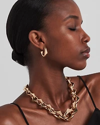 Eternal Gold small earrings in yellow gold